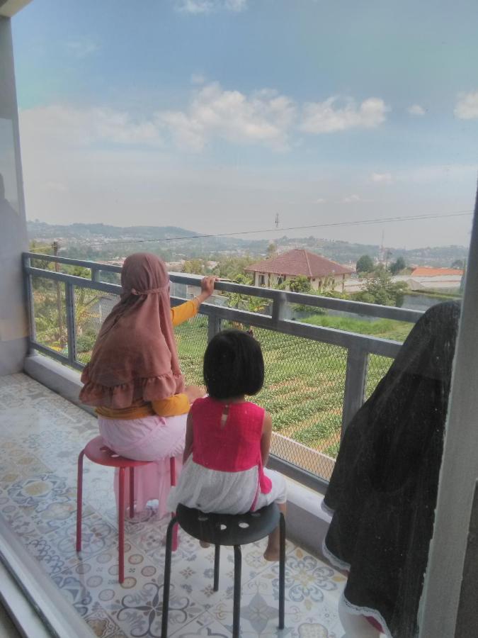 Syariah Runia Villa Lembang Luaran gambar