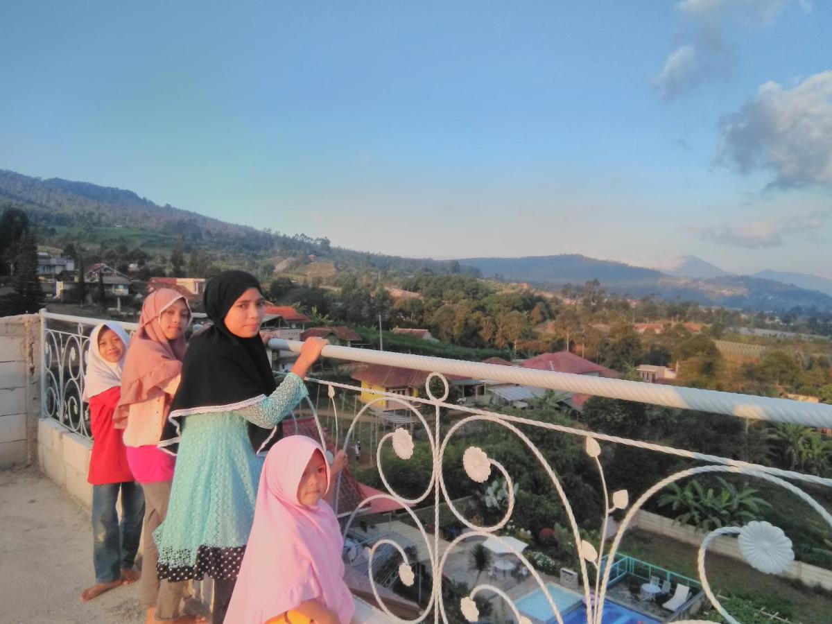 Syariah Runia Villa Lembang Luaran gambar